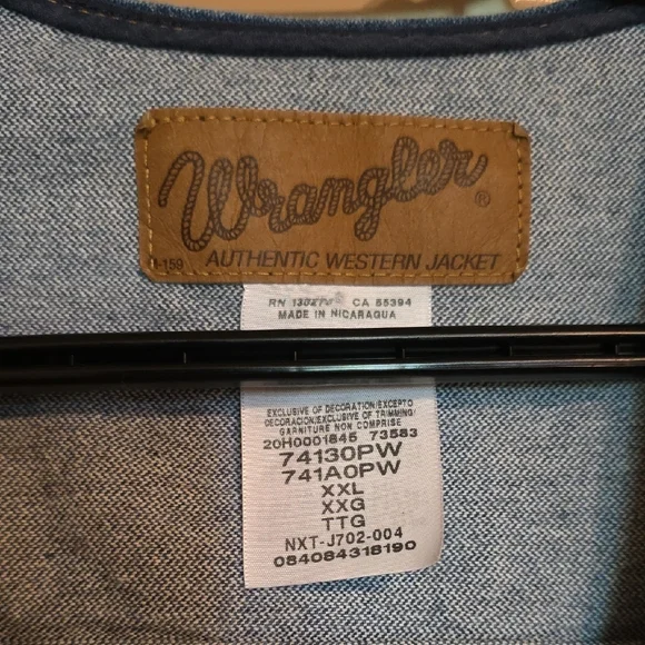 Wrangler Men's Indigo Denim Vest - Picture 2 of 3